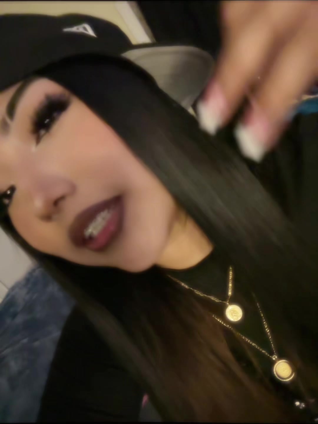 @vanessa530_