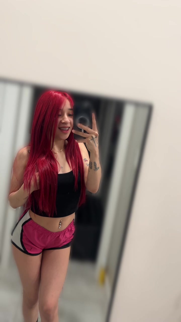 @💋𝙼𝙰𝚁𝙸𝙻𝚄🧚🏻&zwj;♀️