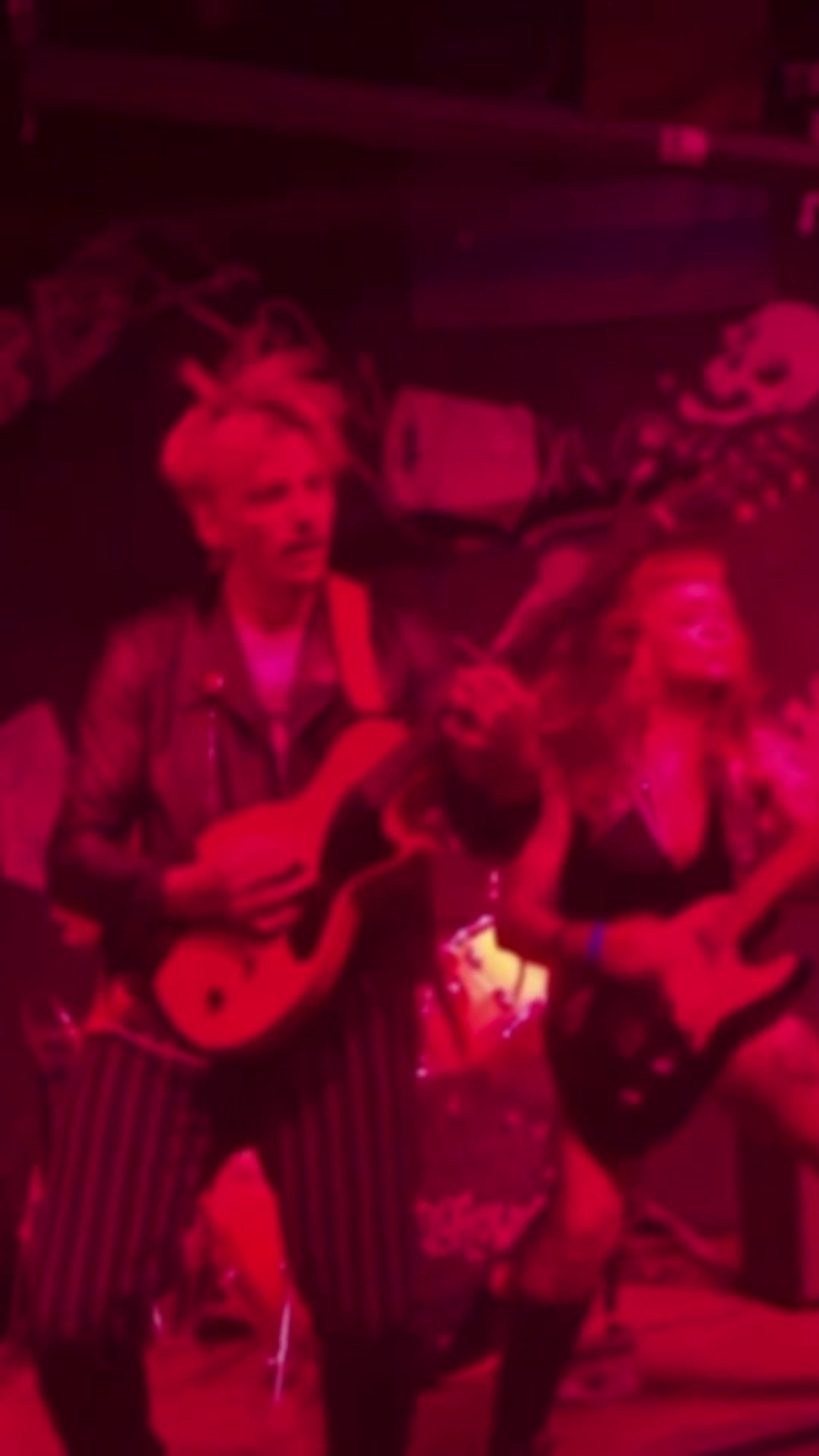 @TheHellflowers
