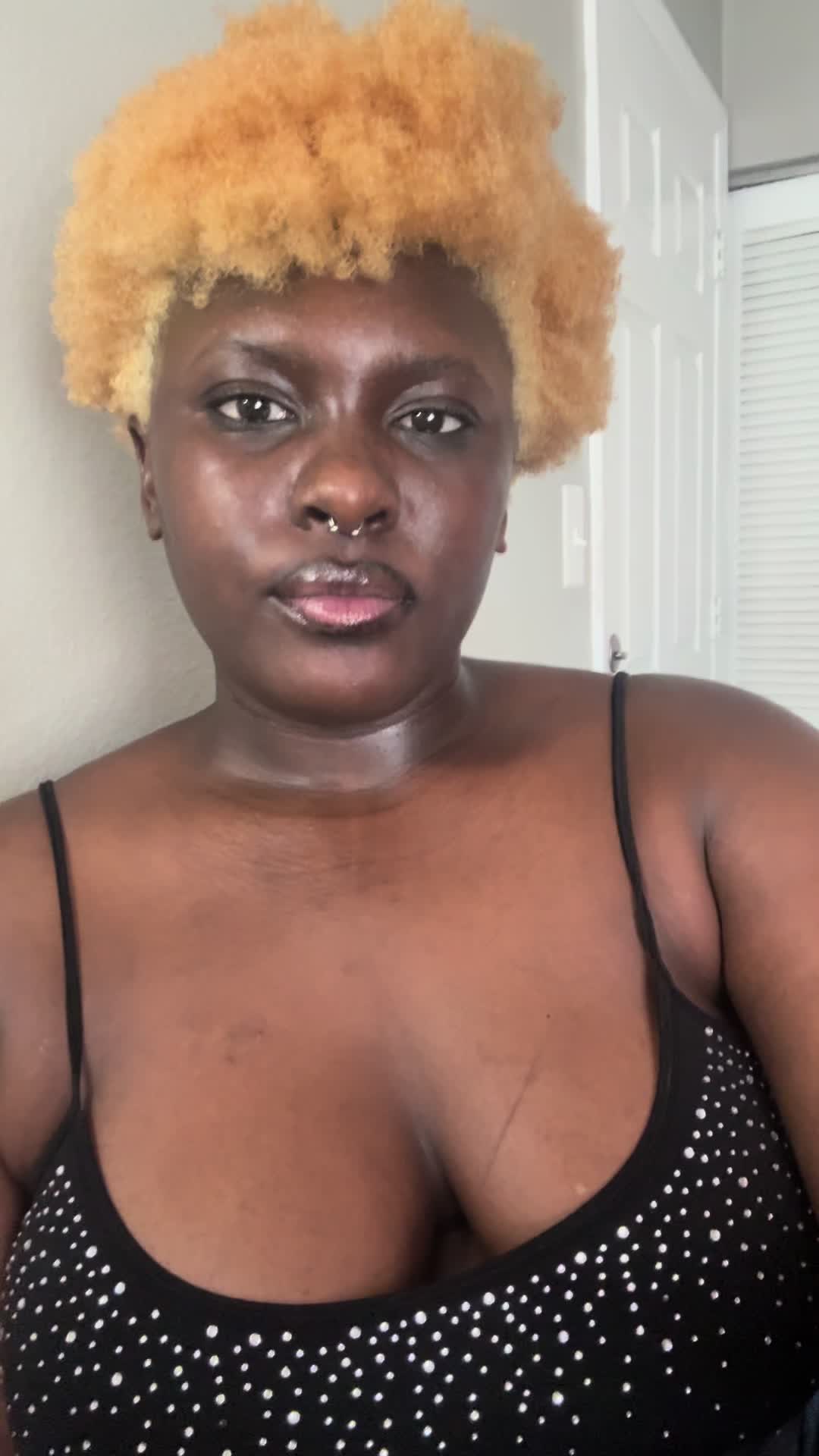 @lakayarenee