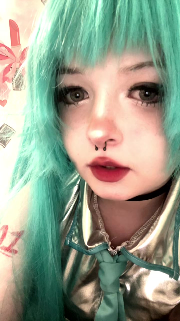 @⨷ lilz ४ ⨷