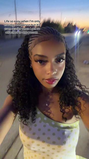 @theereallasiaa__
