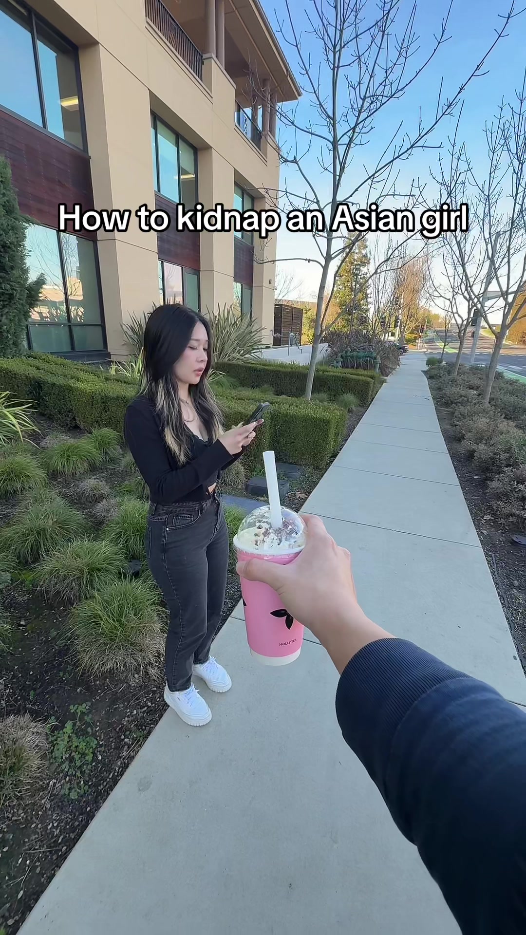 @Emi