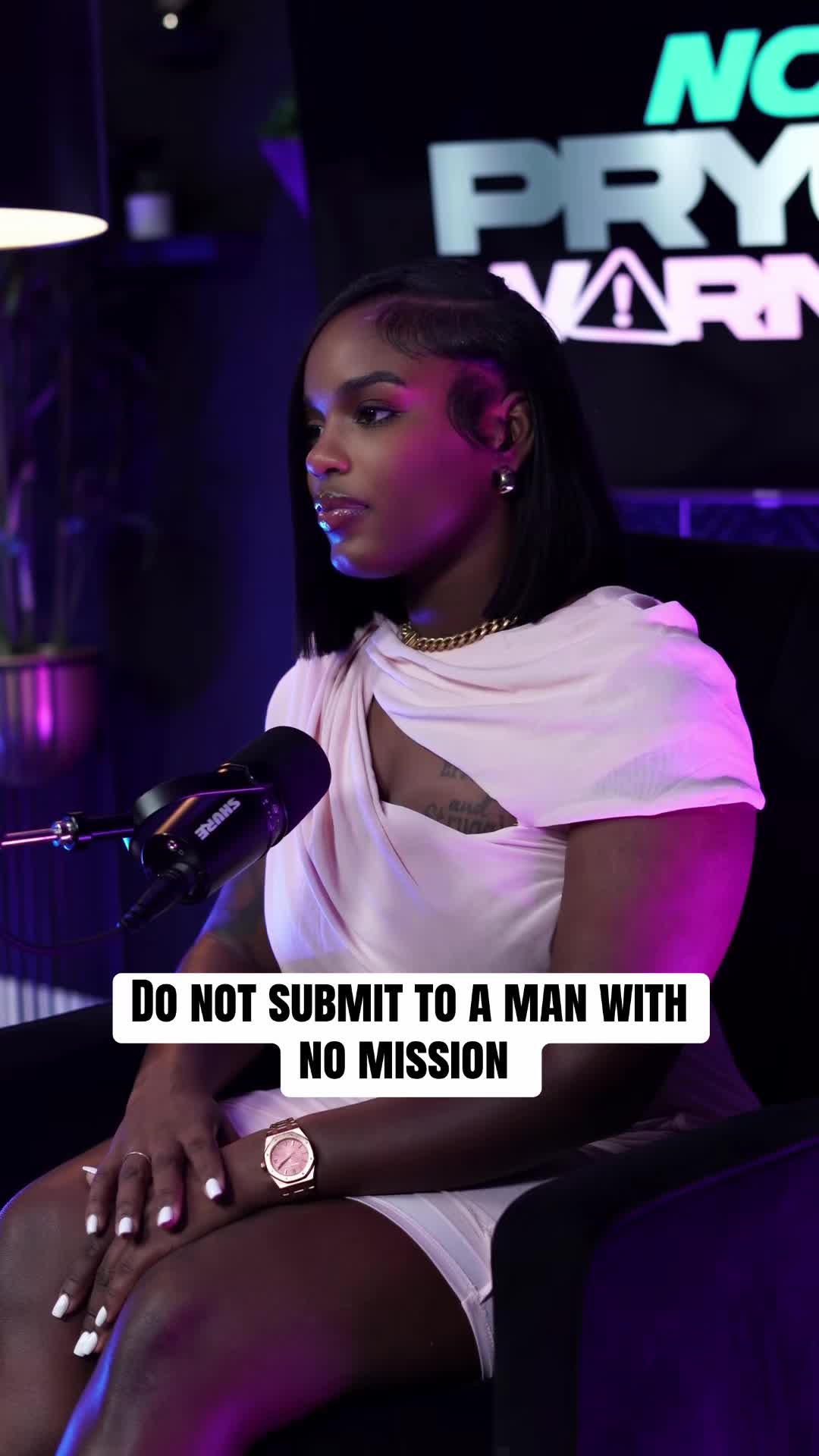 @thearielpryor