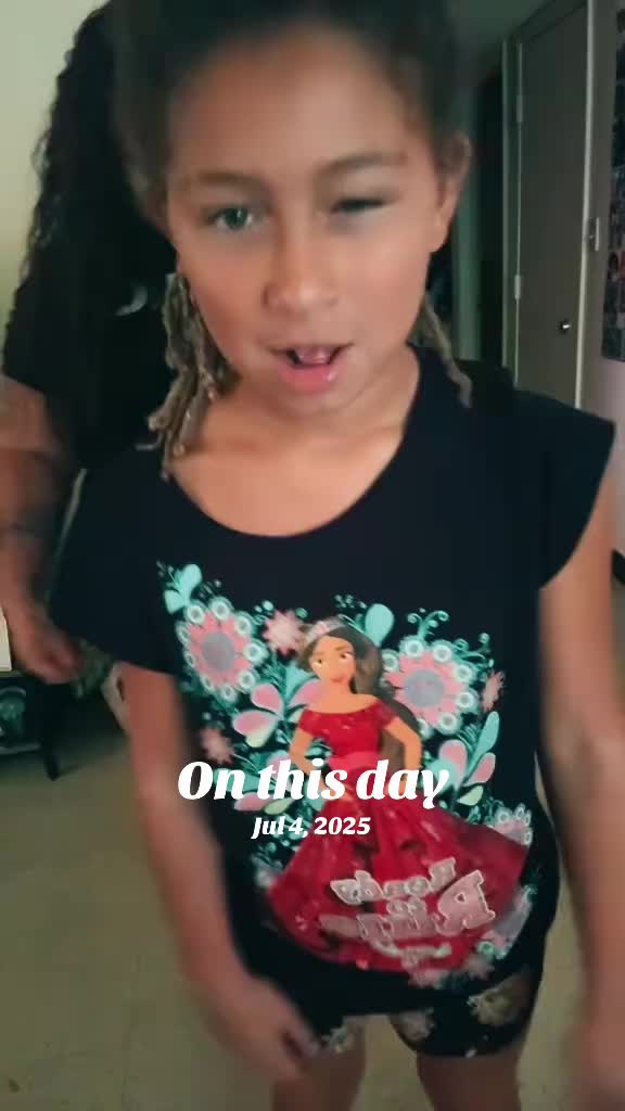 @😘Kandy-Kane🥰