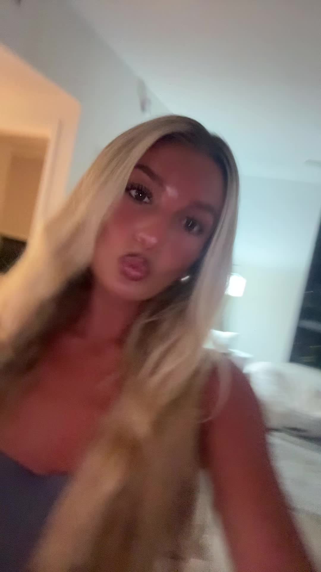 @Hi