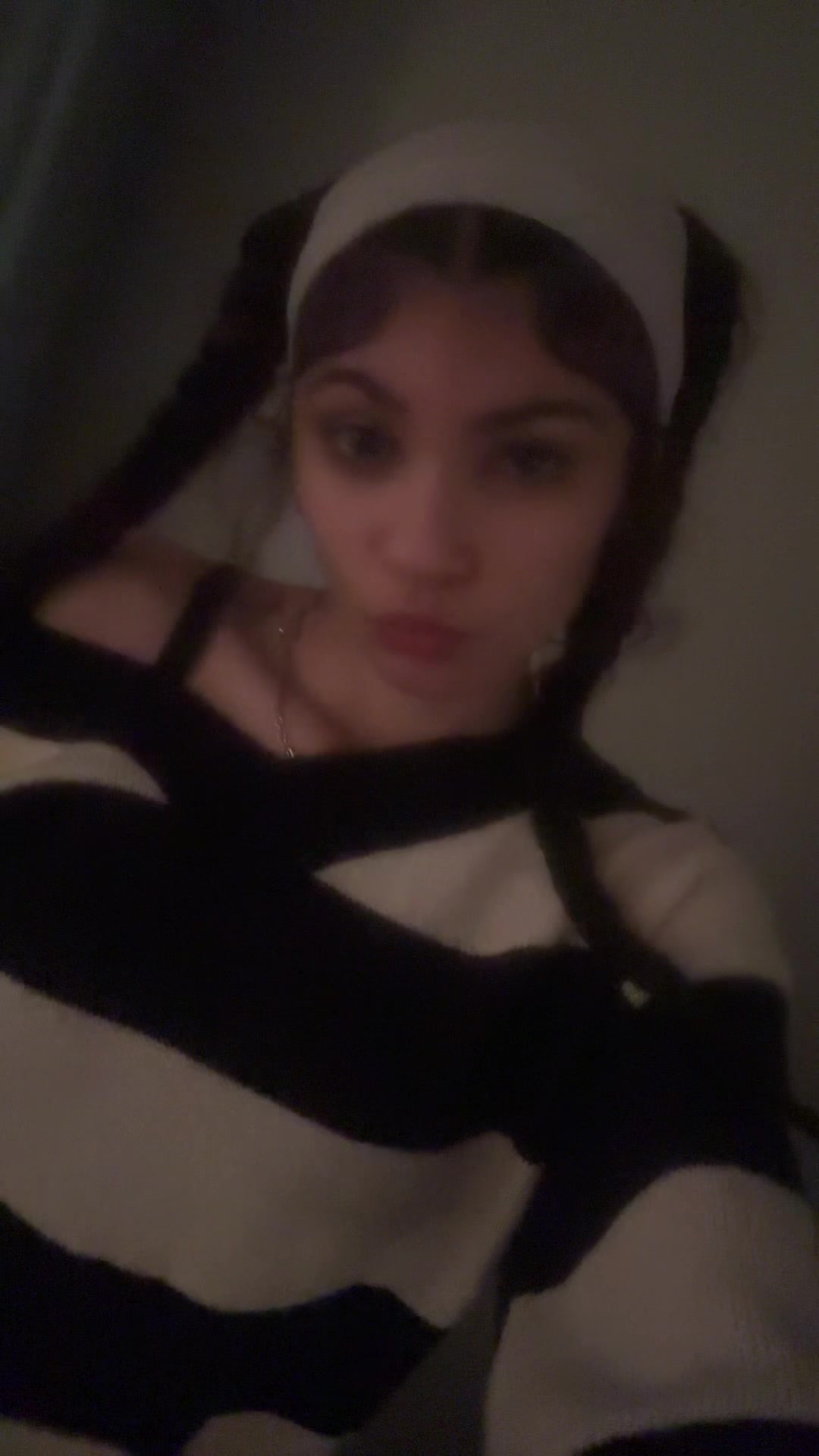 @️
