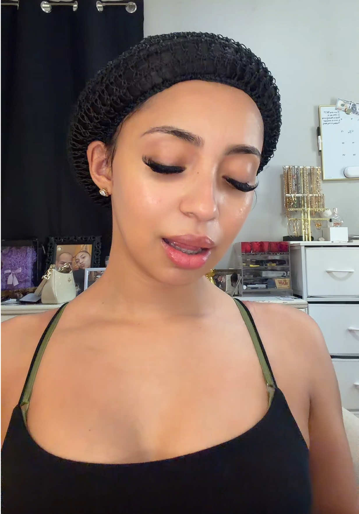 @Anaira ✨