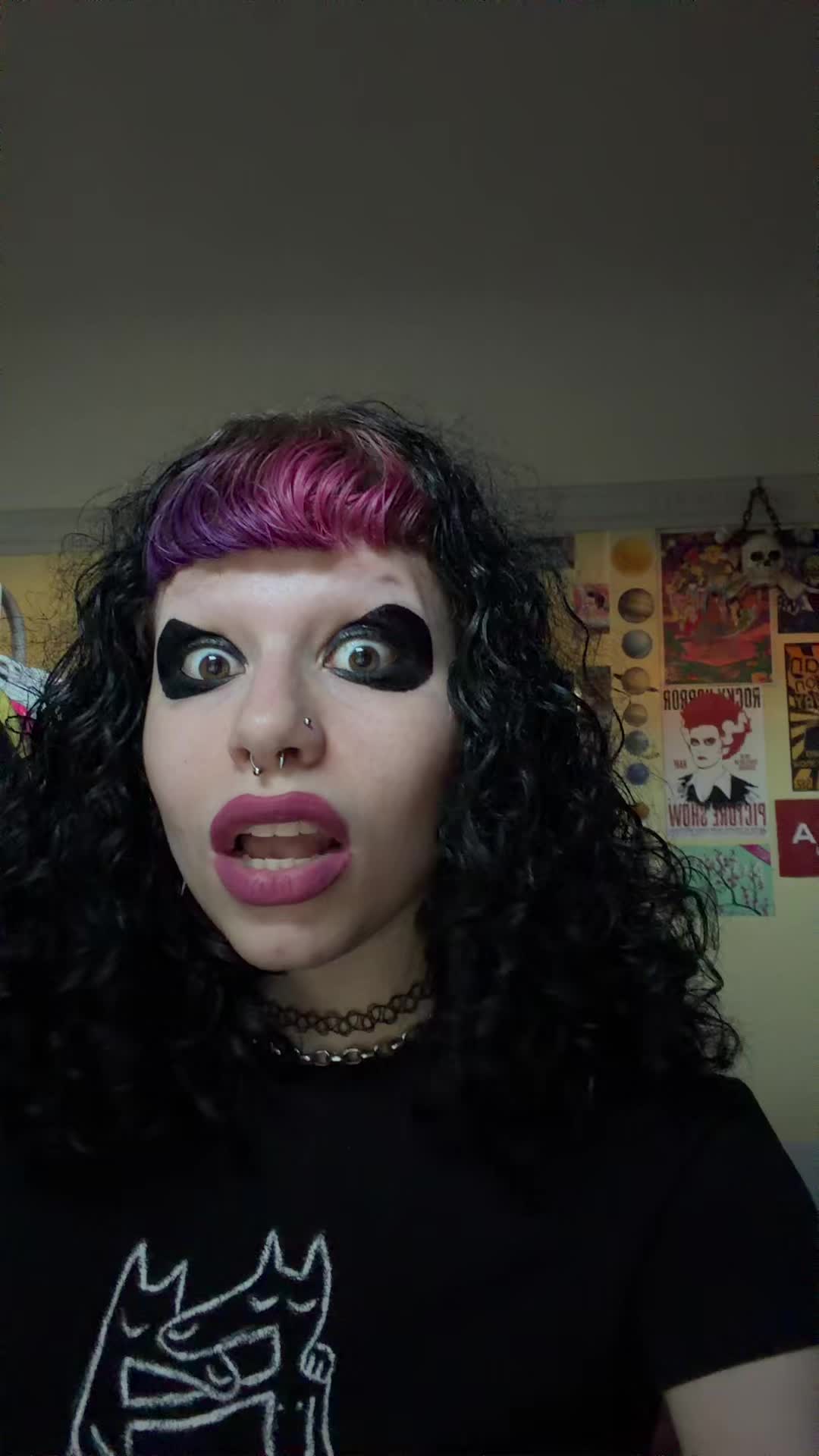 @bee🦇🕷️