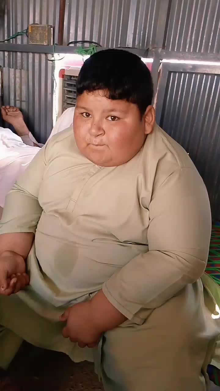 @Chota Khan Baba