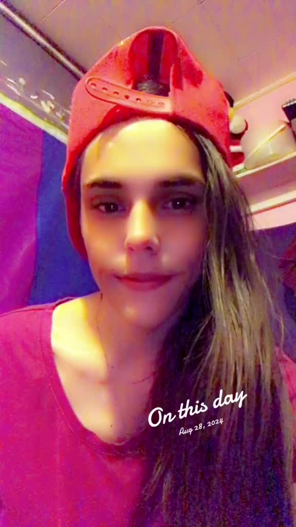 @🦋🍃💨 Victoria 🍃💨🦋