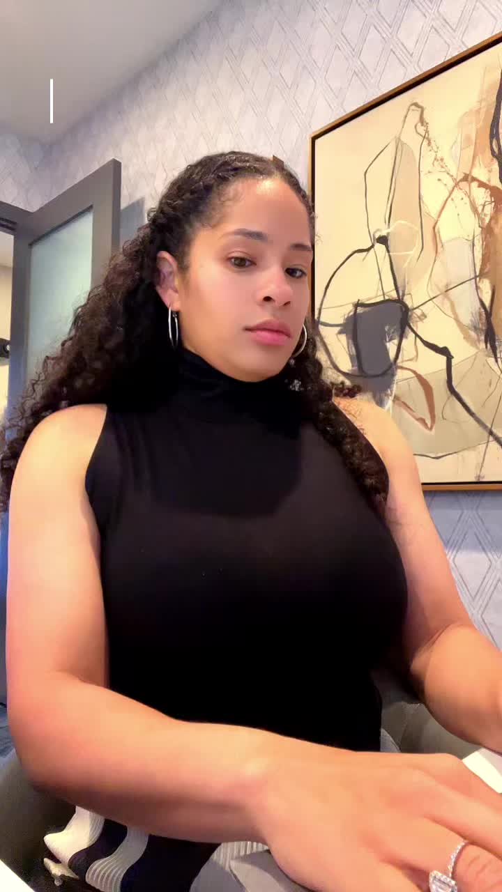 @Courtnie