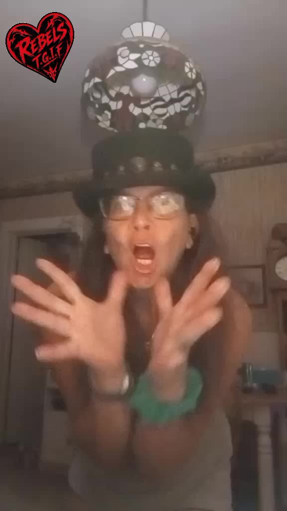 @🖤❤️🤟REBEL Danielle Cerda772