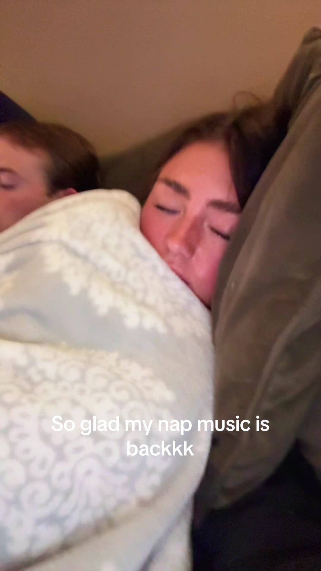 @lindseyjo