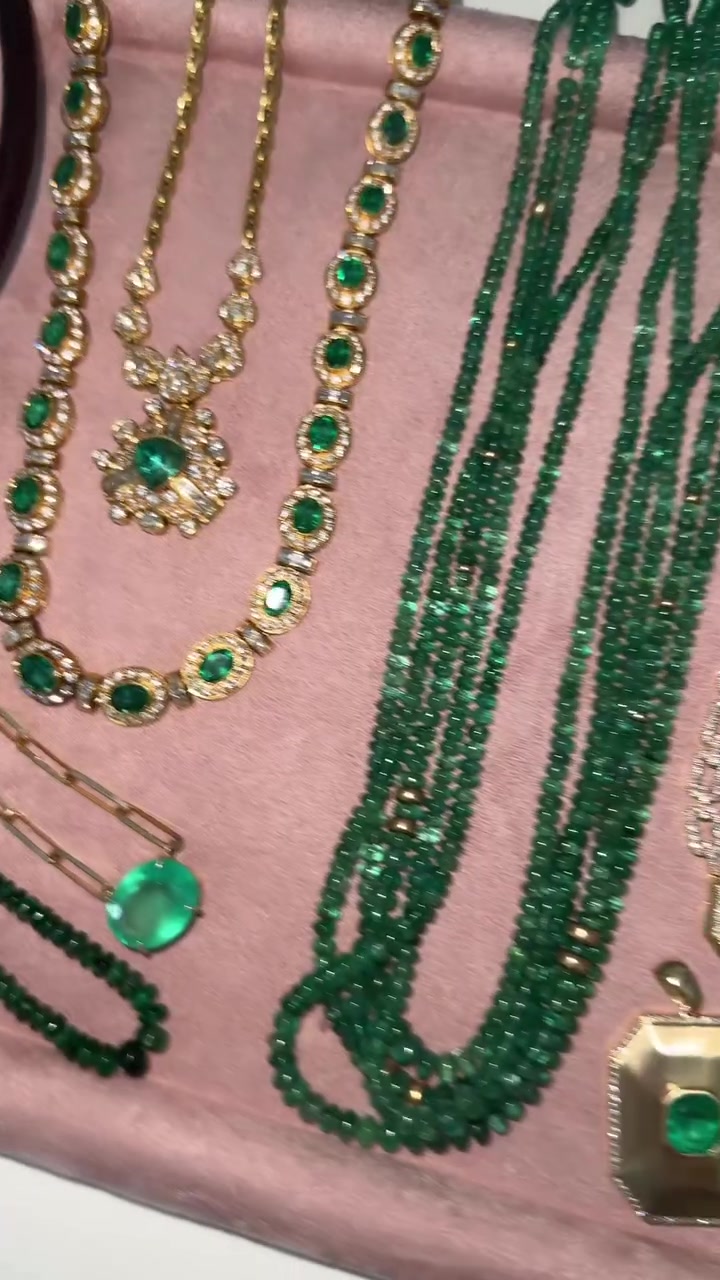 @JR Colombian Emerald