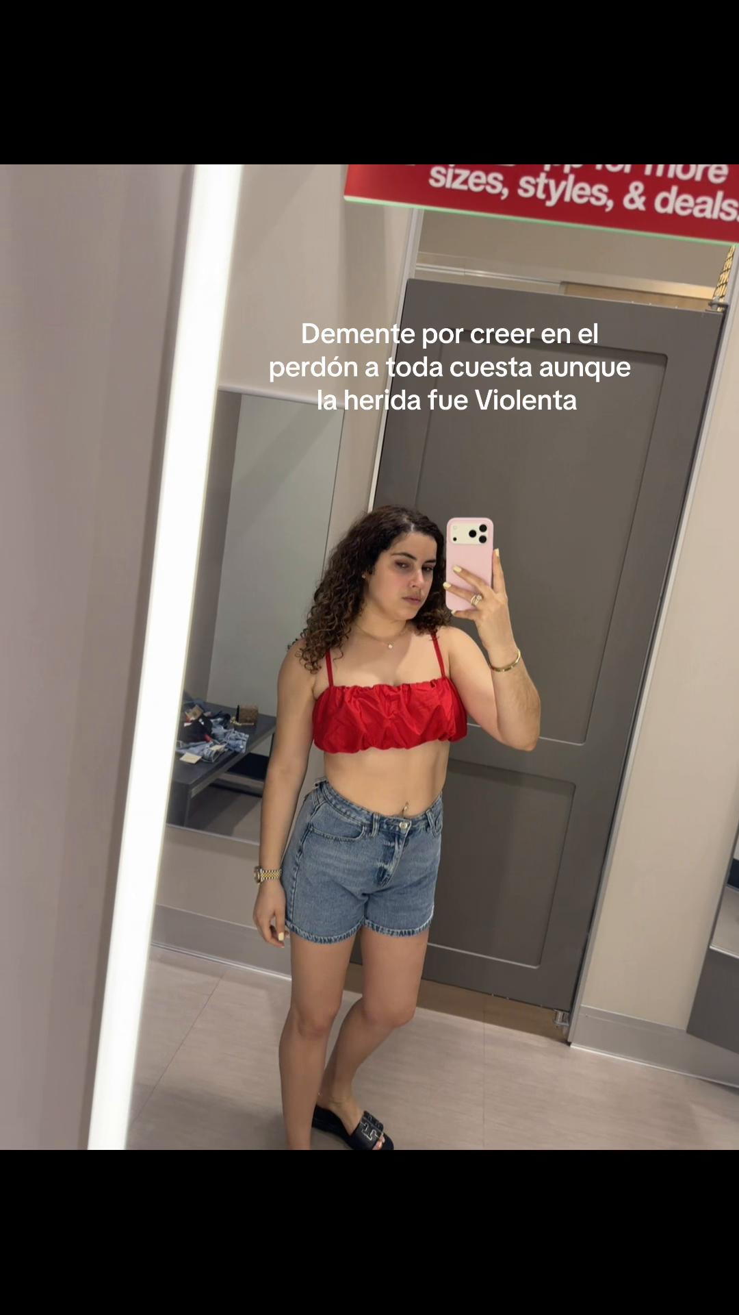 @lialopez