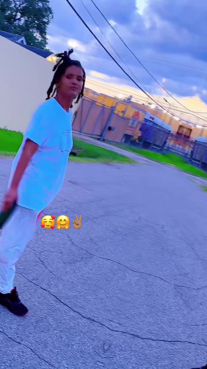 @🅷🅴🅻🅴🅽 ከ҈ም҈ድ҈ሌ҈ተ҈ይ҈