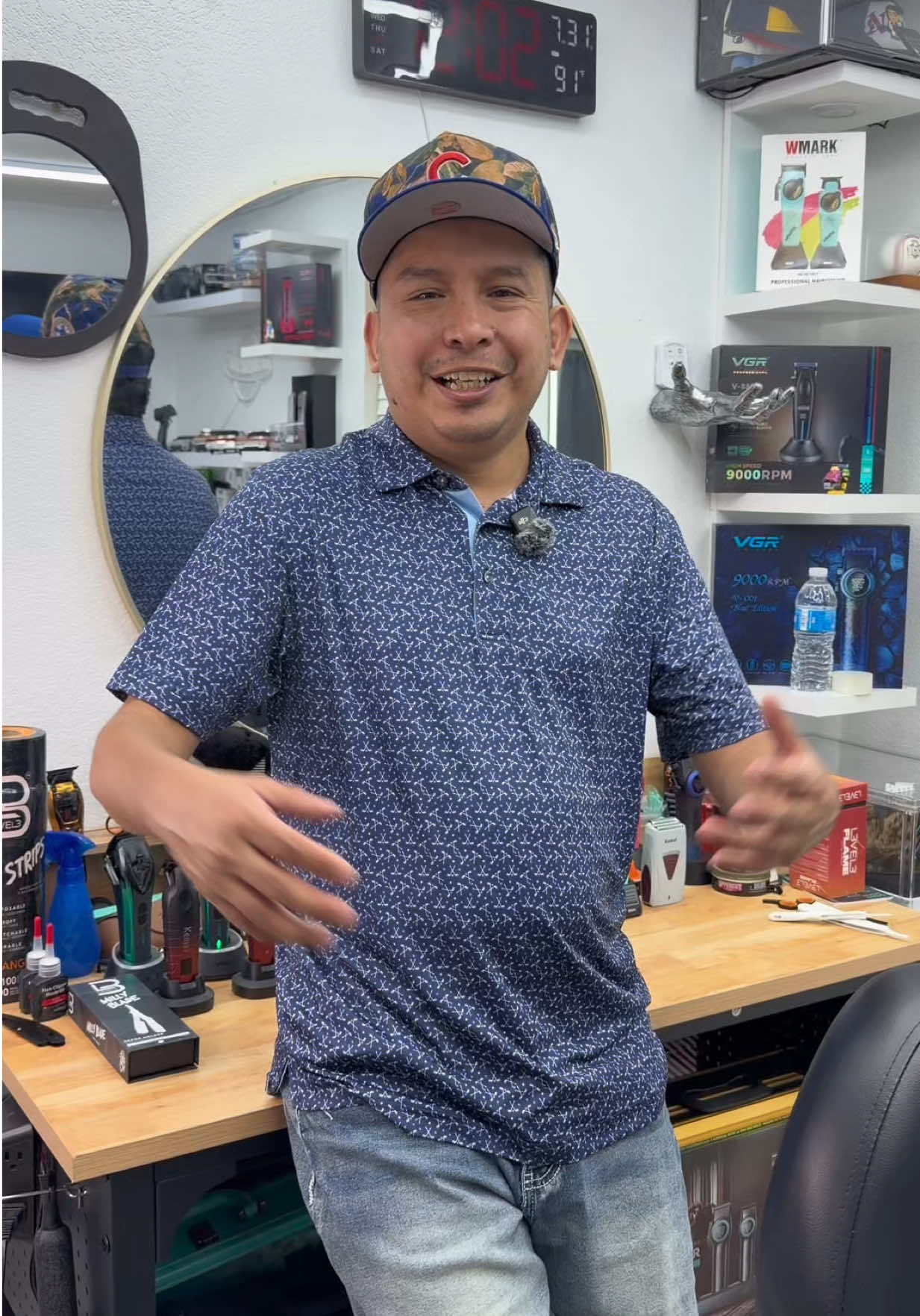 @Jisai Barber