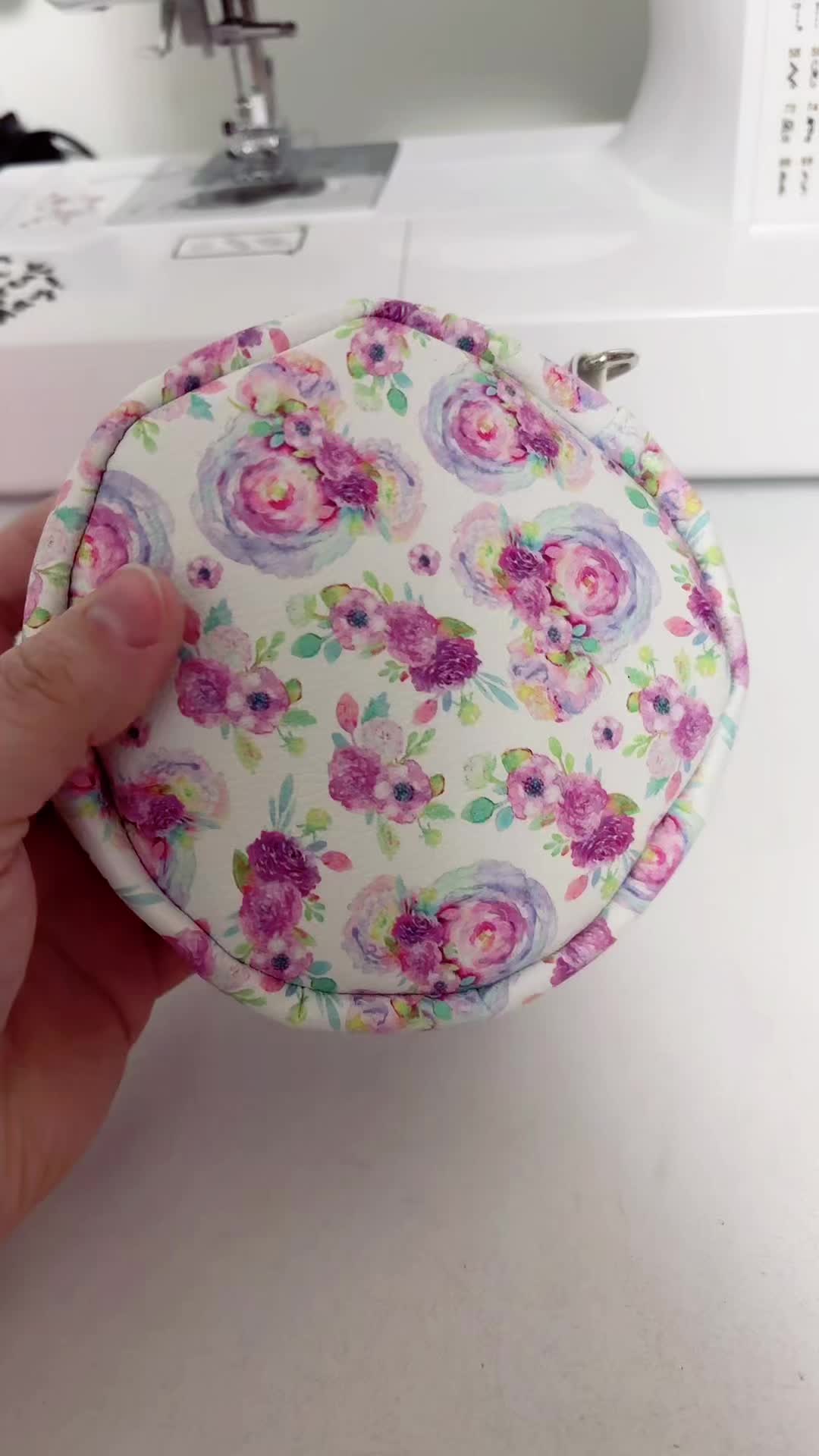 @NikkolieCrafts
