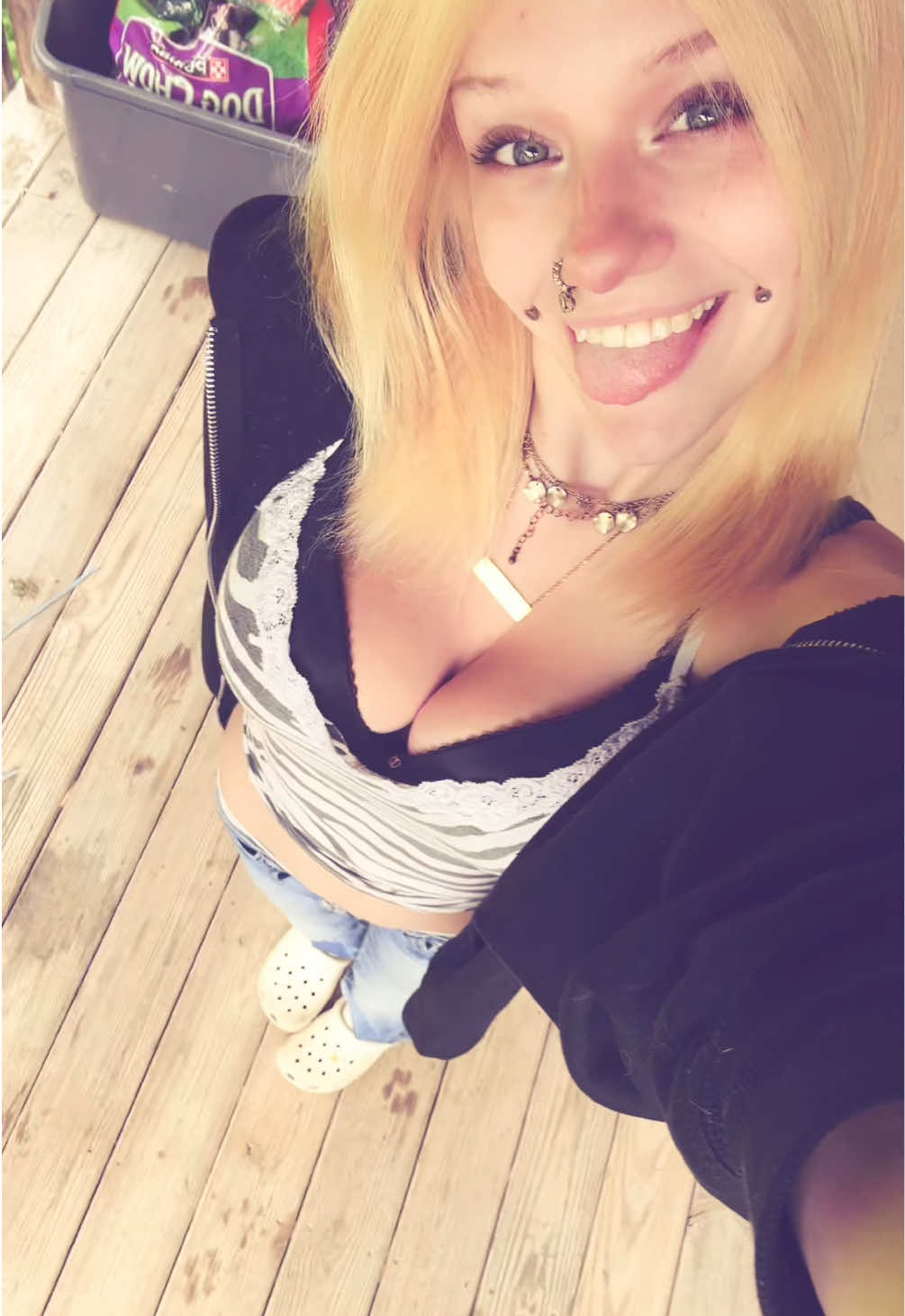 @🎭