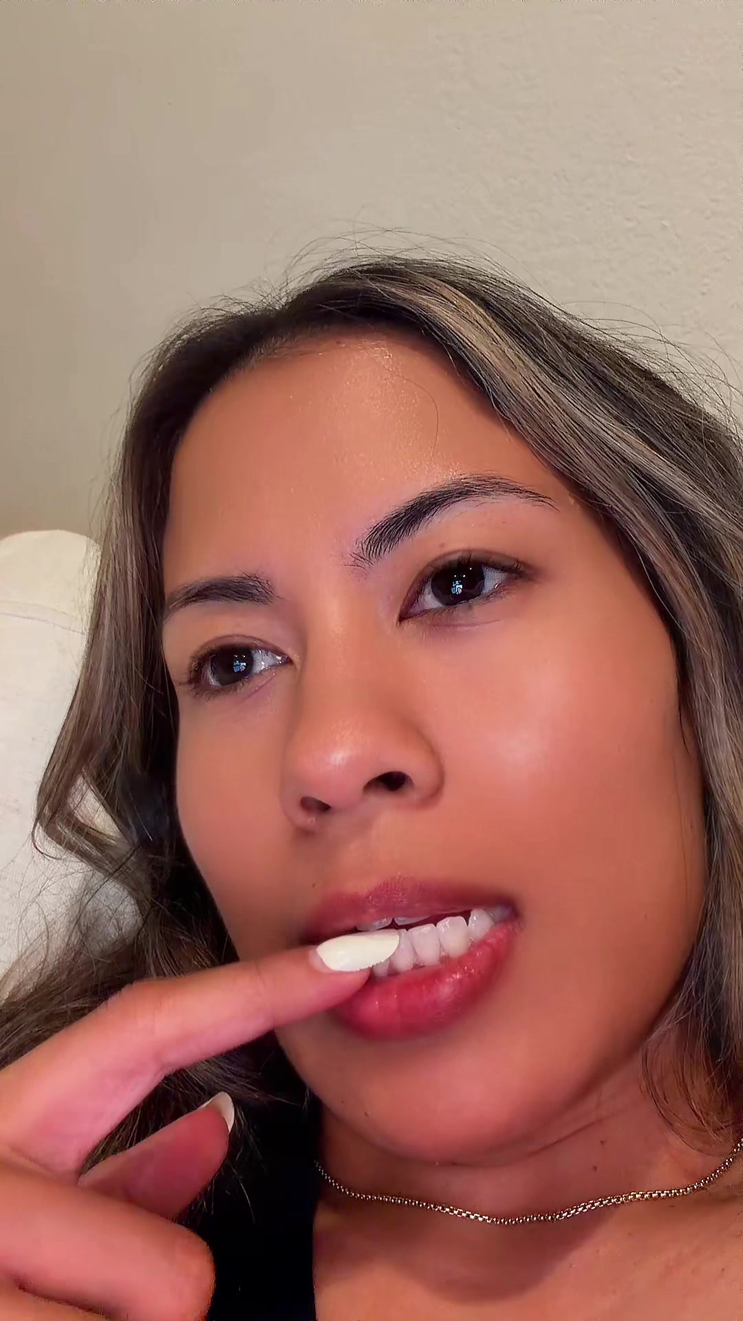 @anakalarisssa