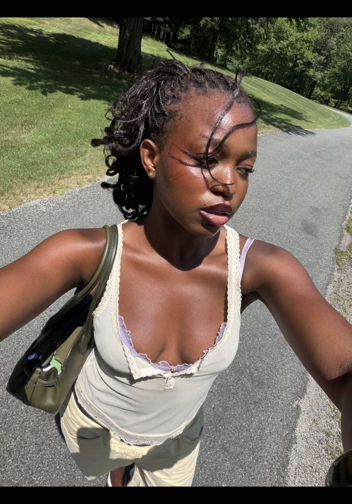 @Nadia🧚🏾