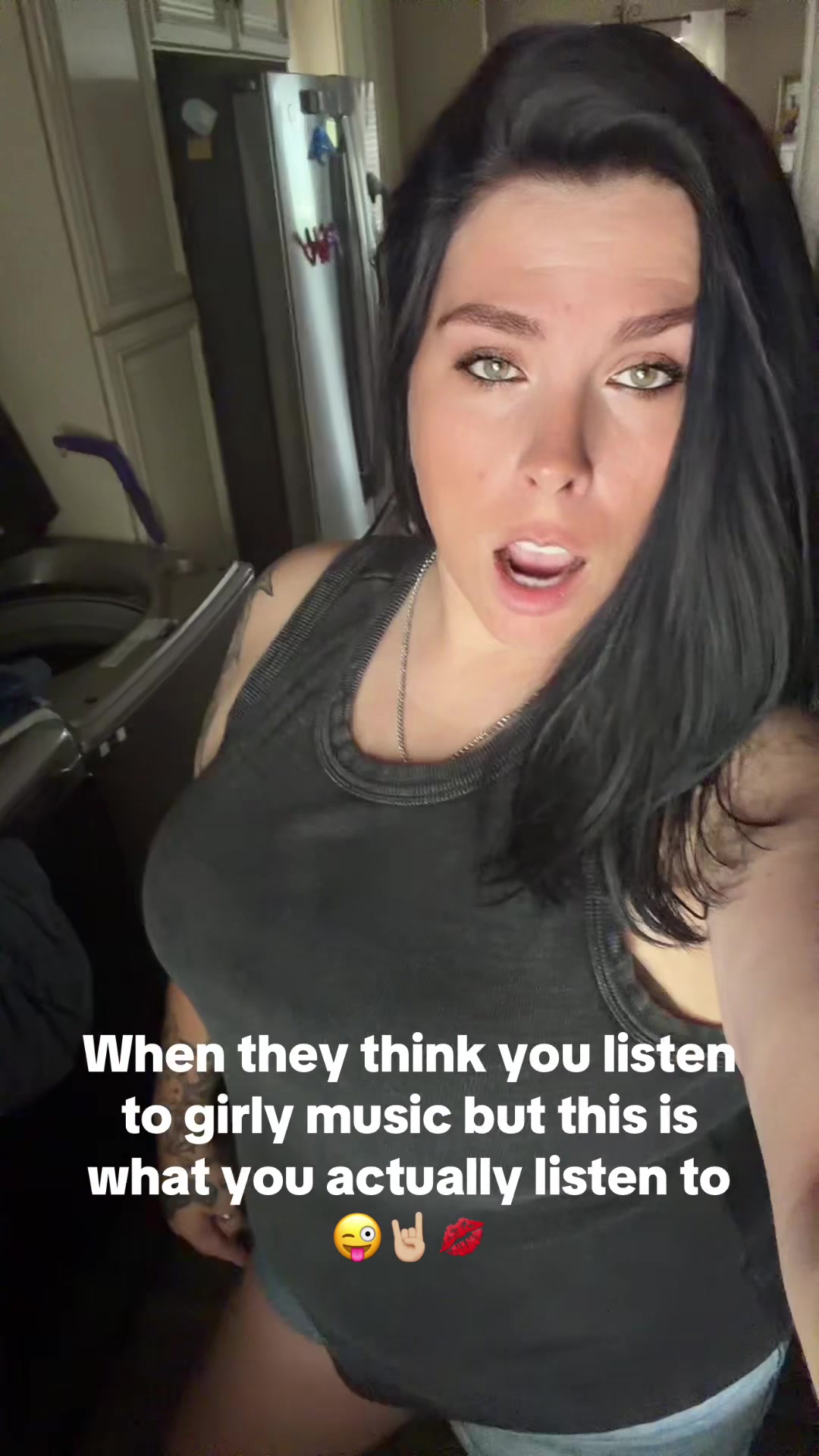 @BLUE_COLLAR_BADDIE22