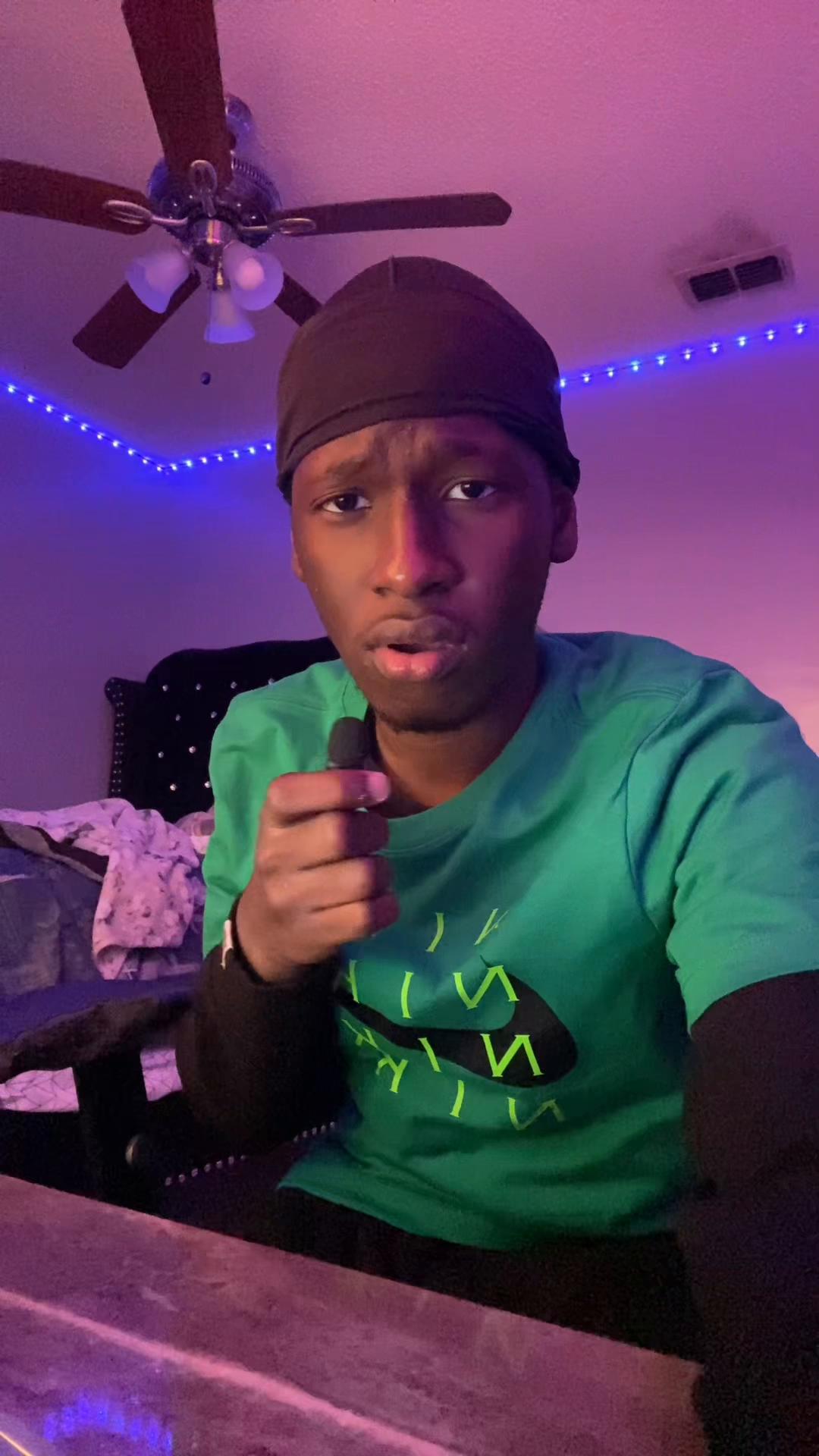 @J3N🐻™