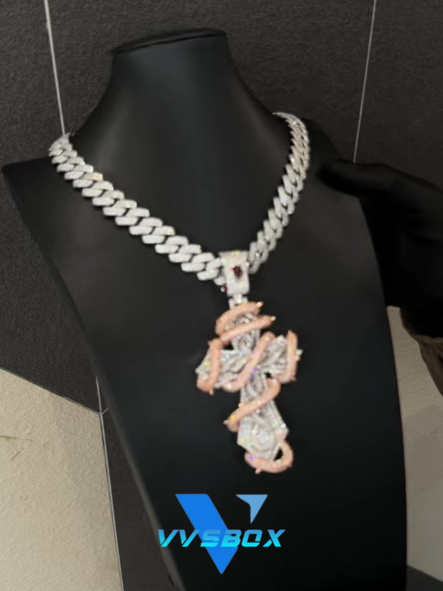 @Vvsbox Jewelry