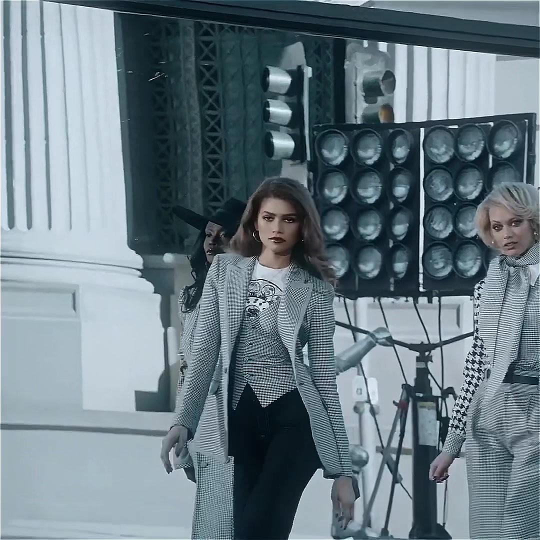 @Alexis Freiberg