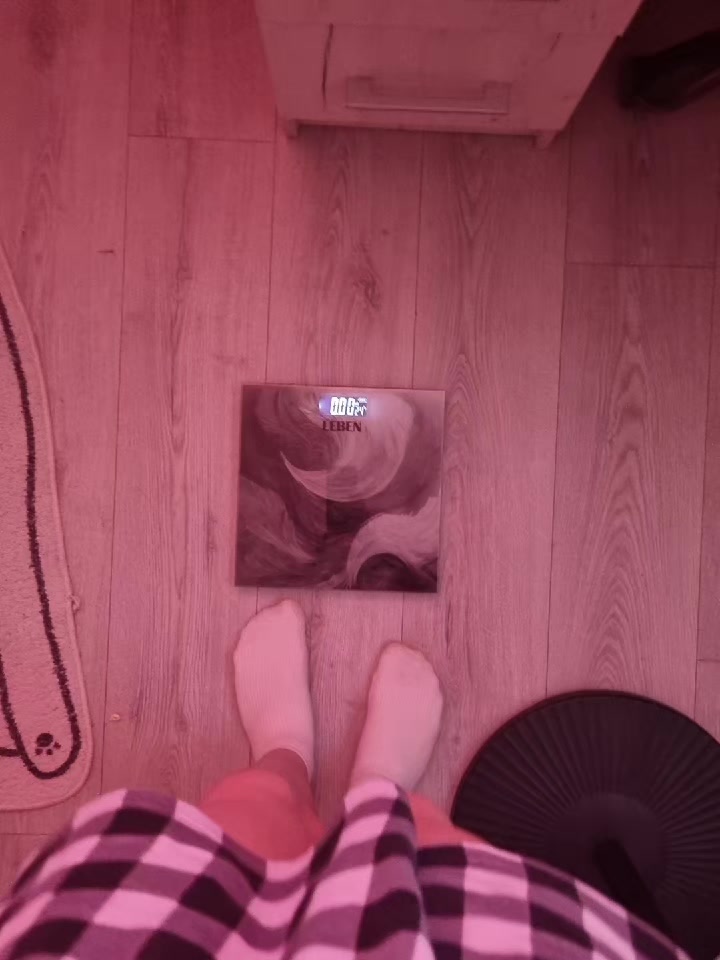 @👅 @