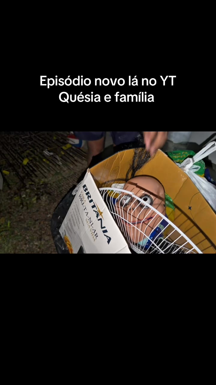 @Qu&eacute;sia e fam&iacute;lia J L
