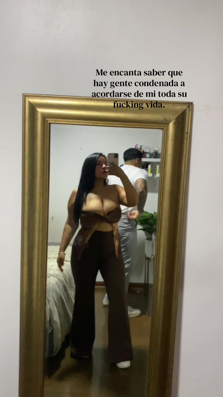 @LA CURVY 🦋