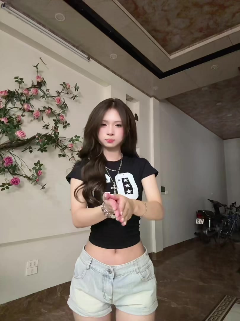 @Lớp phó văn nghệ 🎧ྀི