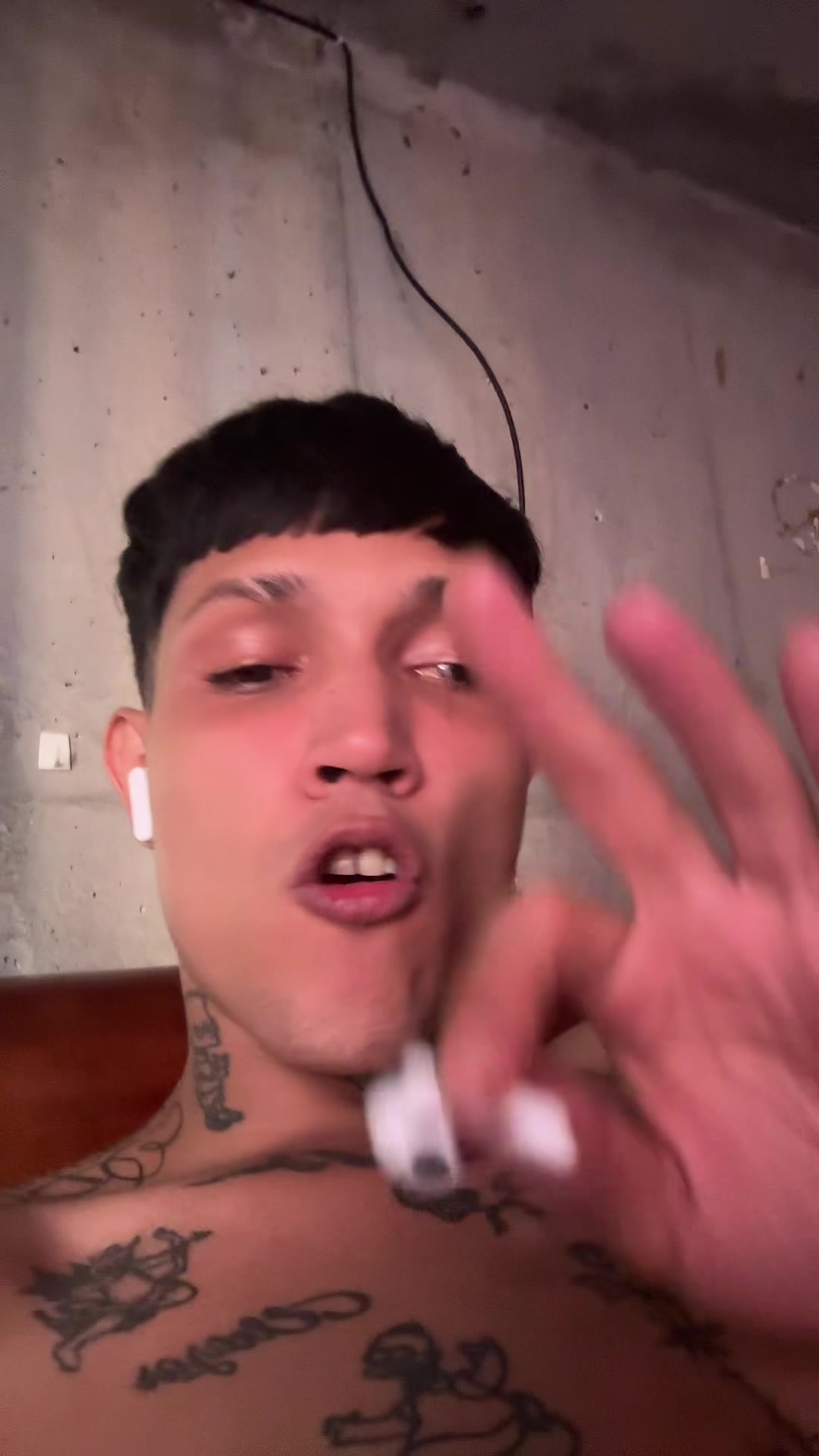 @Samuel Briceño