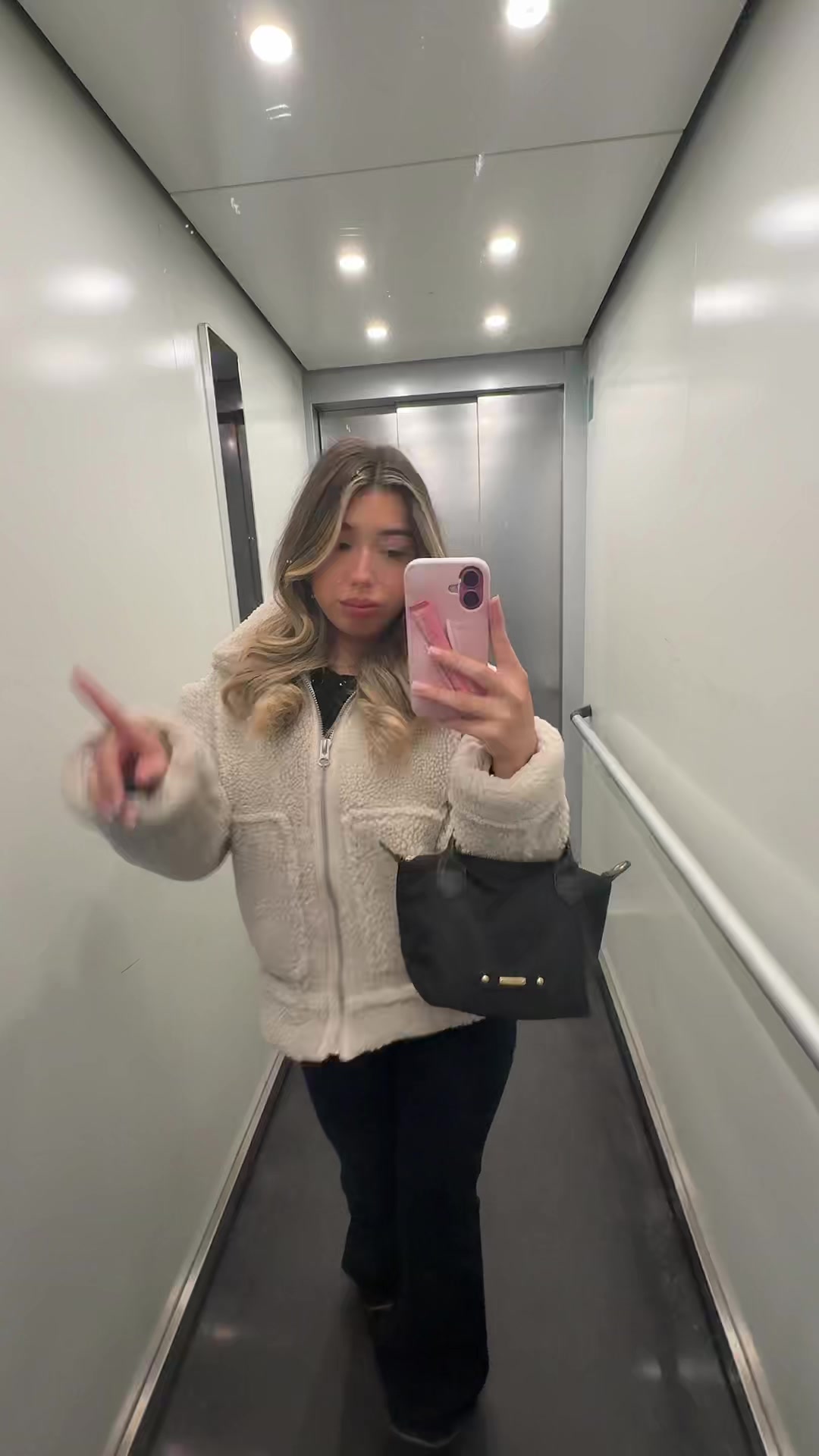 @Tania Fernandez