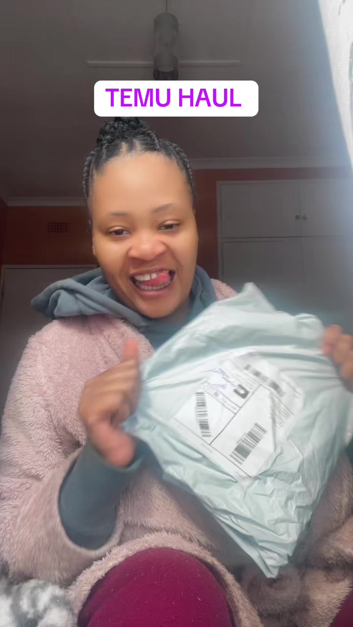 @Dinah_Phoshoko