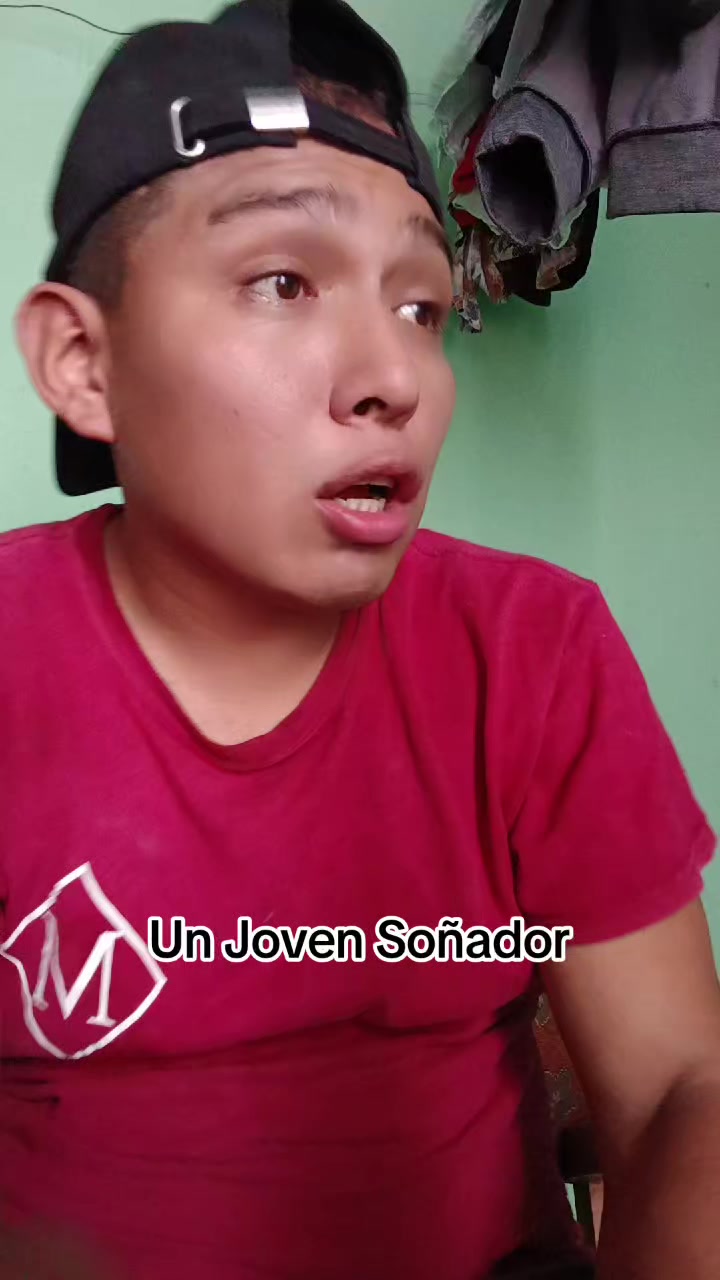 @Un Joven So&ntilde;ador Sv