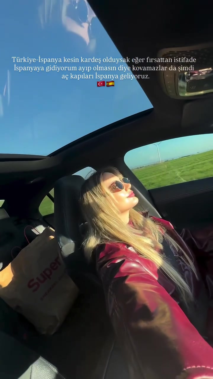 @__nesliicee__