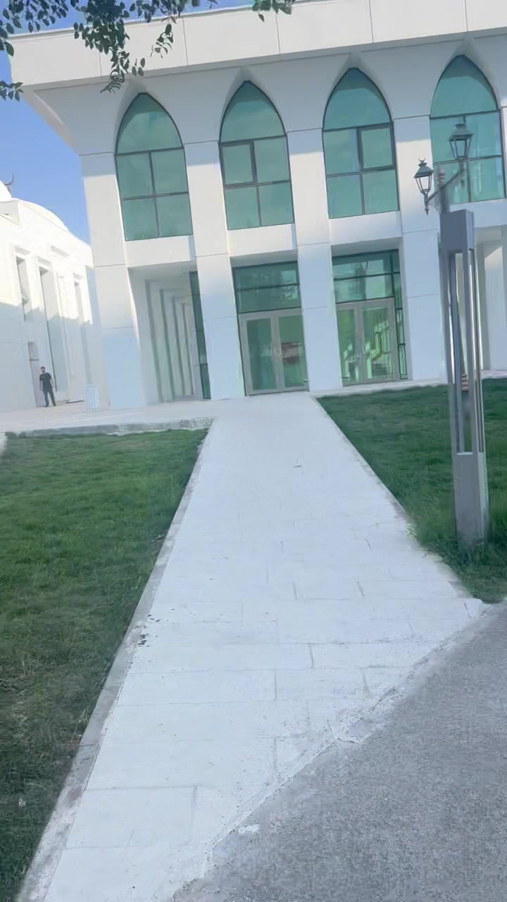 @&Ouml;zkan-68Aksry