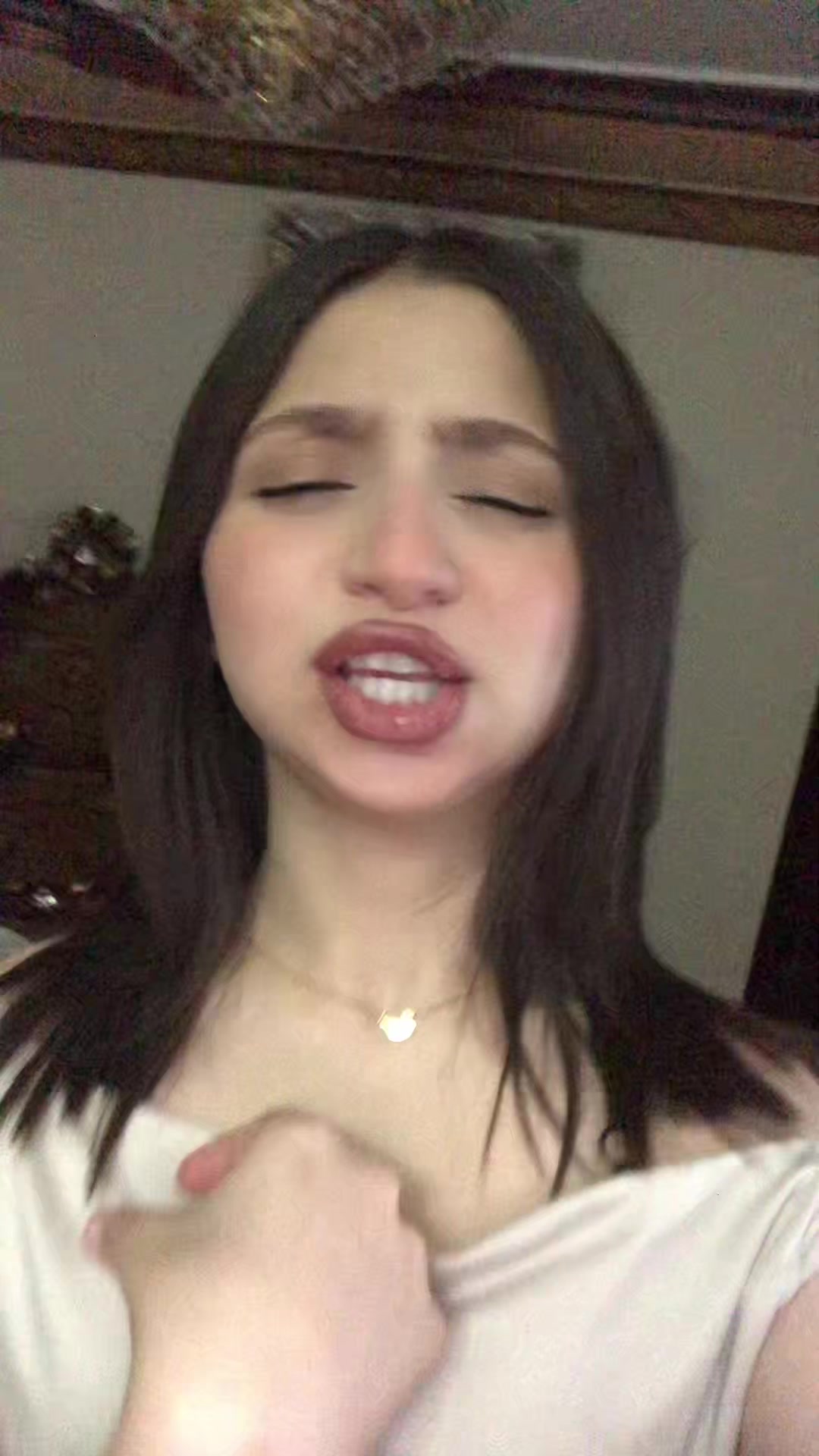 @R🐇