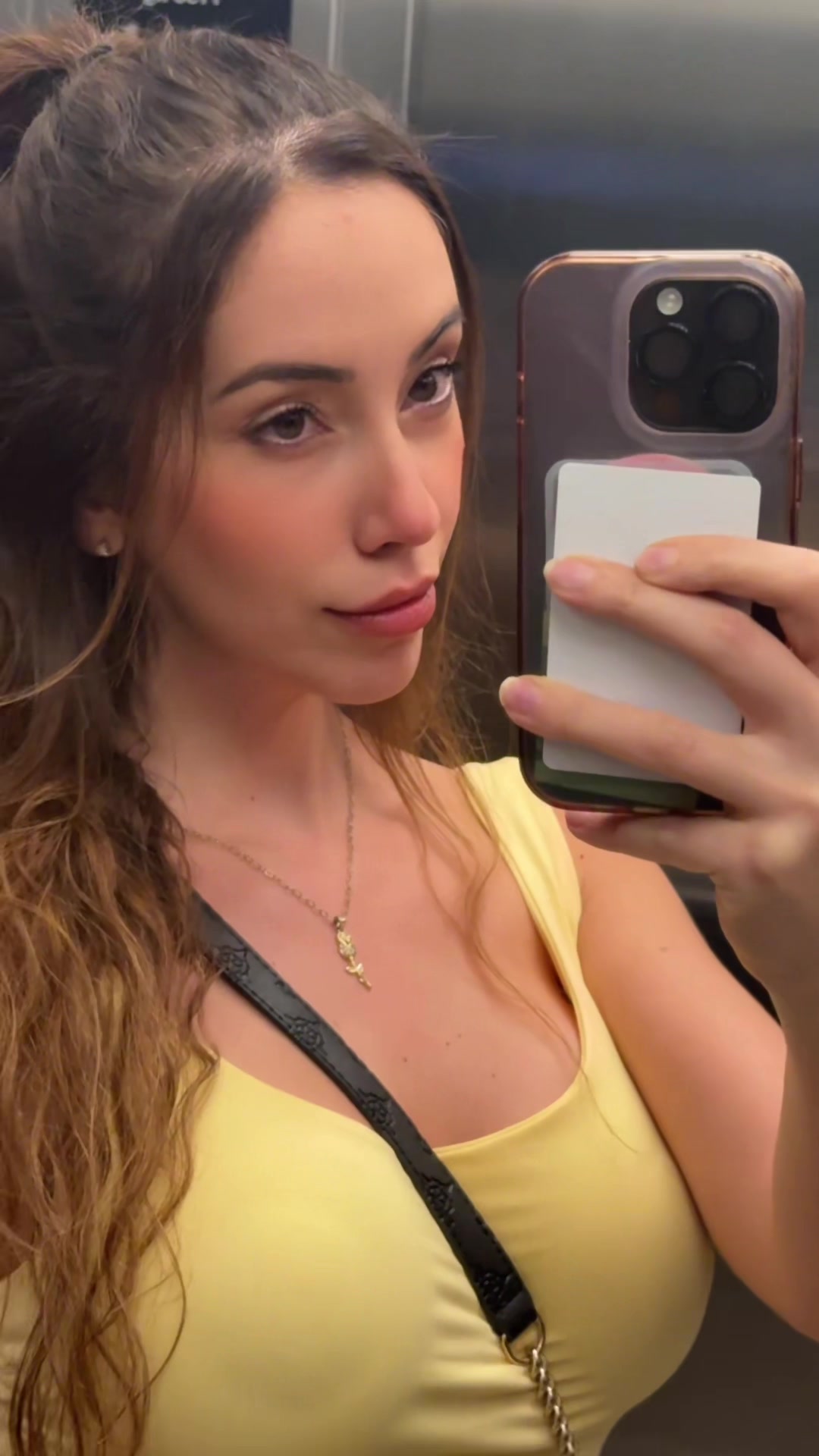 @Ladanirizos