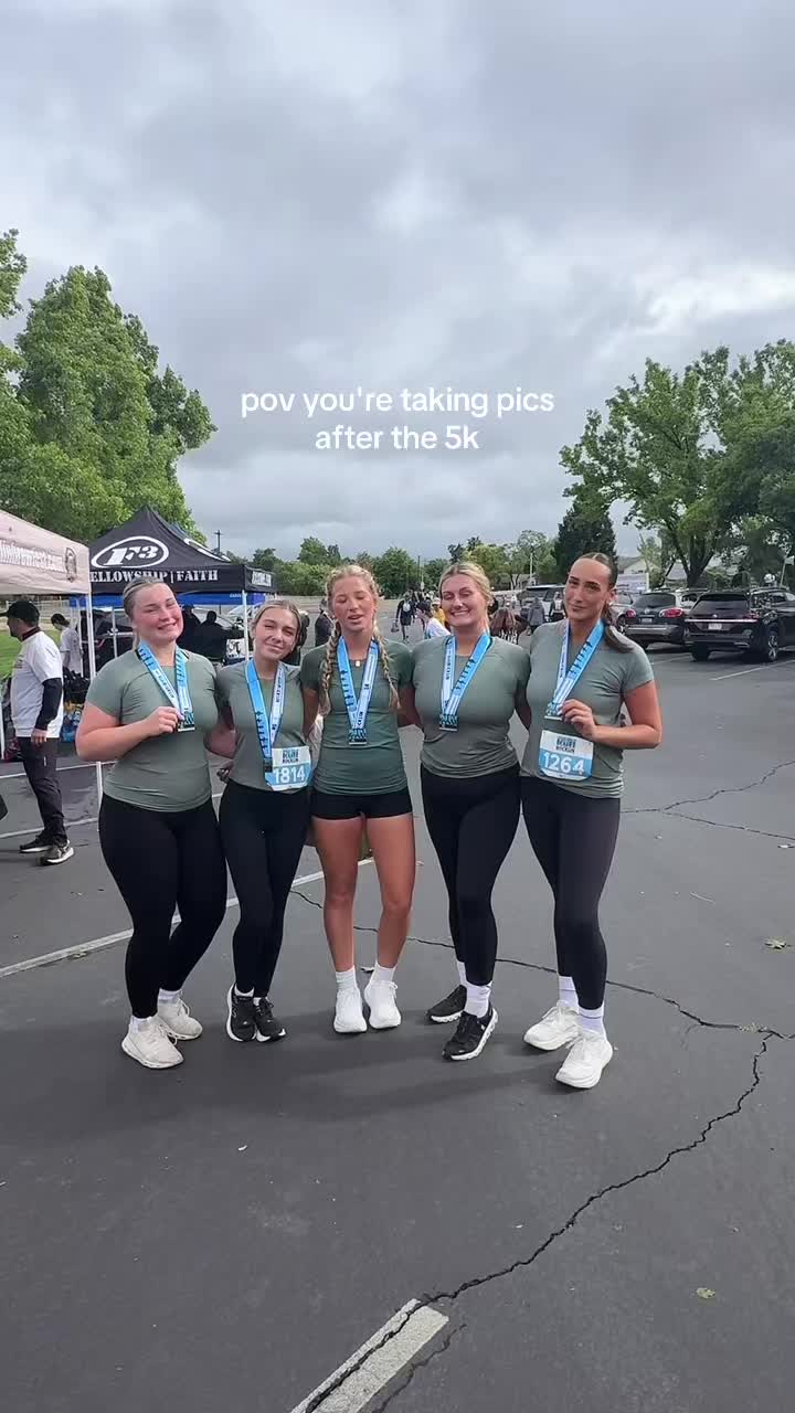 @livinitupwithliv:)