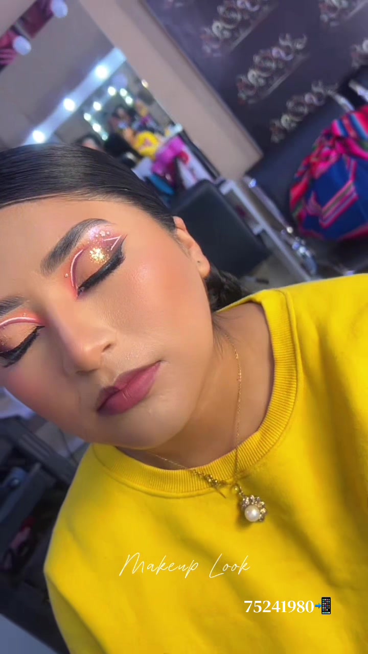 @Neida_Ticona_Makeup