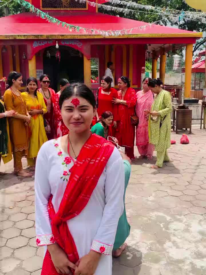 @❣️Saina❣️