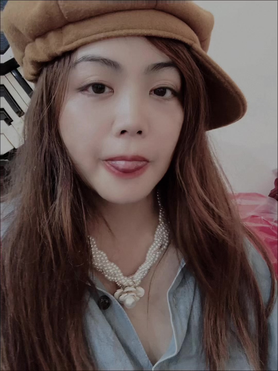 @TeacherSharon