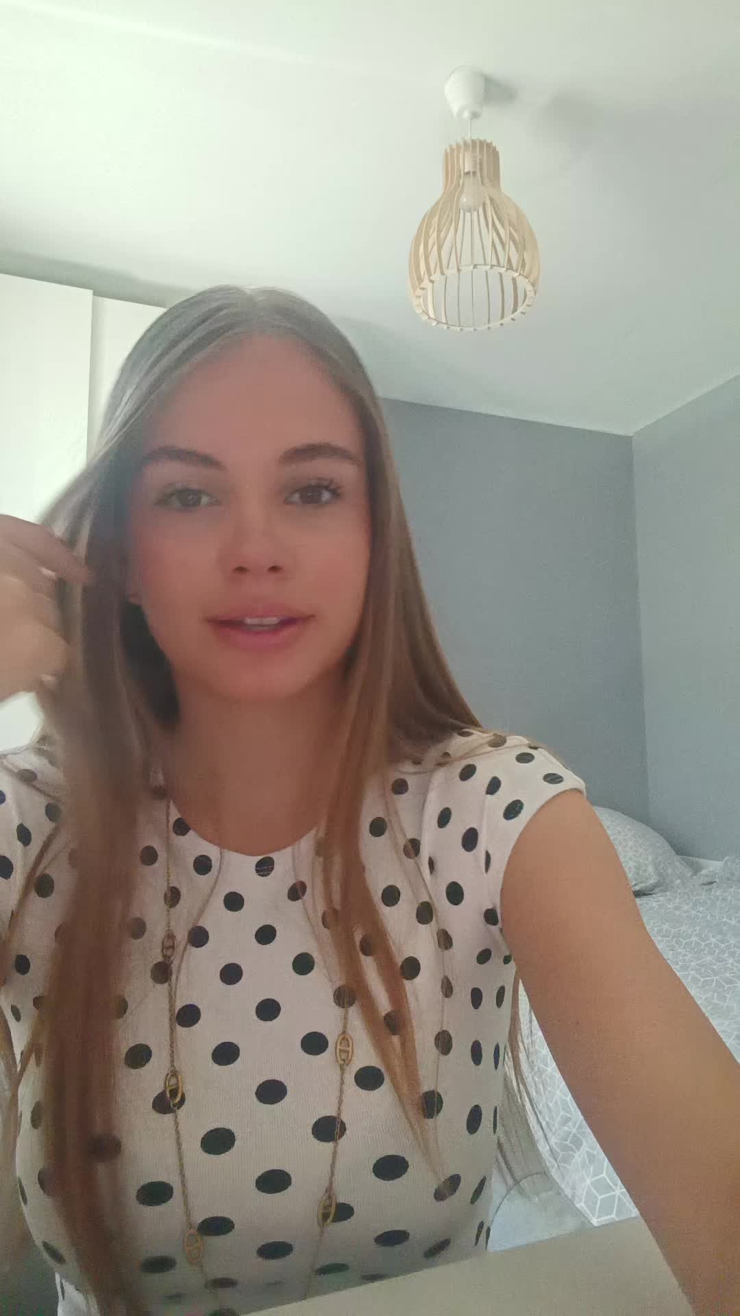 @charlotte_tmn18