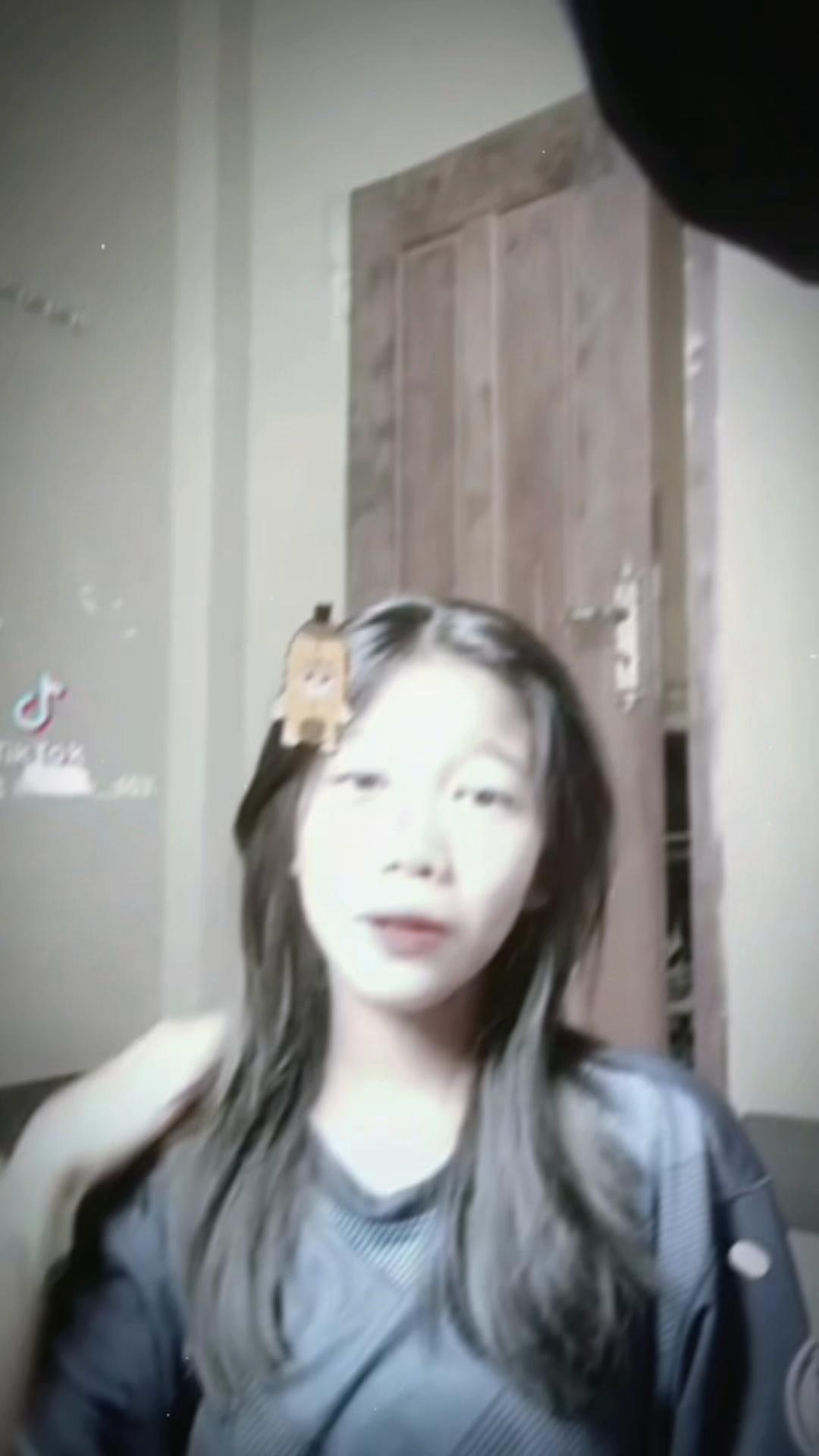 @នីលីអុីង-EING