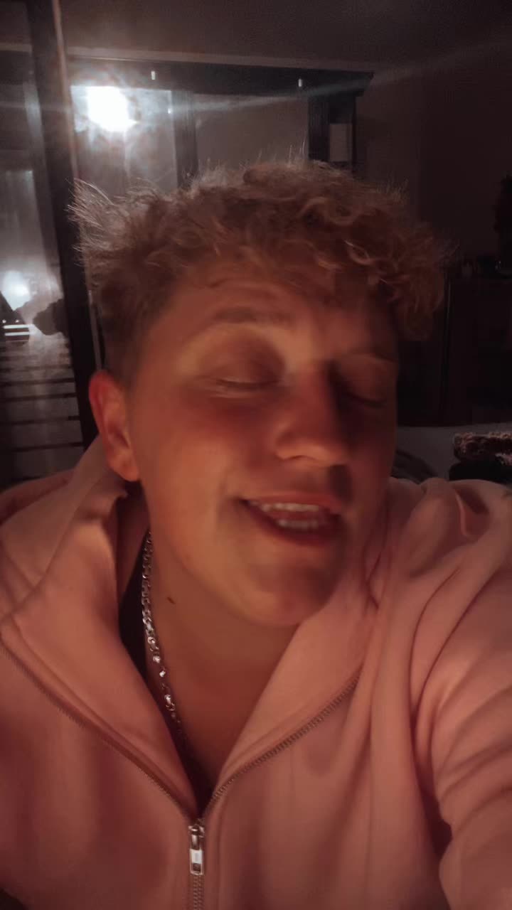@𝓛&lsquo; 𝓜