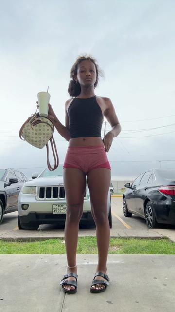 @hoodfishsani